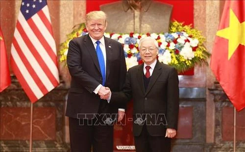 Tổng Bí thư, Chủ tịch nước Nguyễn Phú Trọng hội đàm với Tổng thống Hoa Kỳ Donald Trump