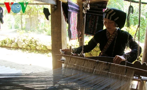 Vẻ đẹp bản làng tái định cư ở Lai Châu