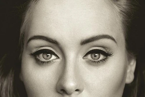 Adele trở lại làm mưa làm gió với "Hello"