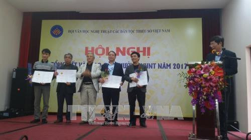 Trao tặng giải thưởng văn học nghệ thuật các dân tộc thiểu số Việt Nam năm 2017