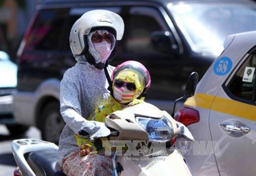 Nắng nóng gia tăng, có nơi trên 40 độ C