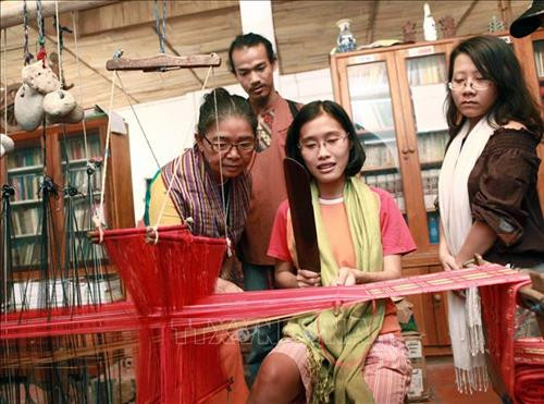 Vùng "đất thép" Ninh Thuận đổi mới, phát triển toàn diện và bền vững