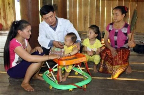 Khoảng 2 triệu trẻ em bị suy dinh dưỡng thấp còi