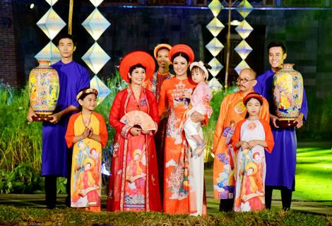 Festival Nghề truyền thống Huế 2019: Đặc sắc Lễ hội Áo dài trên con đường di sản