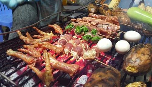 Đừng bao giờ ăn đồ nướng theo cách này nếu không muốn rước bệnh vào thân
