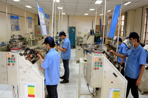 Phát triển nguồn nhân lực ở Thành phố Hồ Chí Minh: Bài 3 - Nâng cao hiệu quả liên kết đào tạo giữa doanh nghiệp và nhà trường