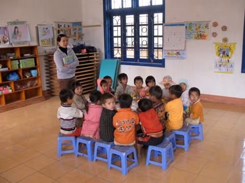 Nâng cao chất lượng giáo dục cho vùng dân tộc rất ít người