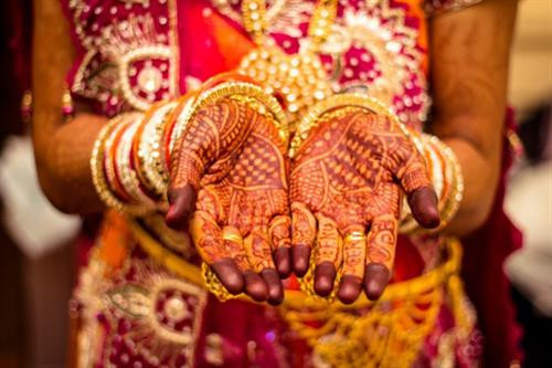 Những tập tục văn hóa lạ thường trên thế giới