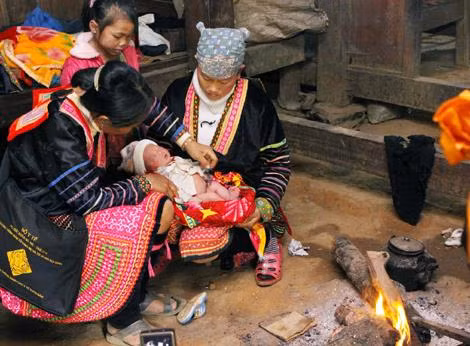 Dự án "Cô đỡ thôn bản" giúp đổi thay nhận thức của phụ nữ dân tộc thiểu số ở Lạng Sơn