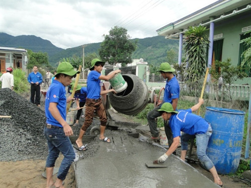 Xây dựng nông thôn mới ở Krông Bông - gian nan hành trình về đích