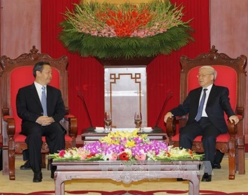 Tổng Bí thư Nguyễn Phú Trọng tiếp Bí thư Khu ủy Quảng Tây