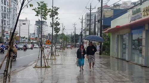 Thời tiết ngày 27/3: Bắc Bộ mưa nhỏ về đêm và sáng sớm, Nam Bộ có nơi nắng nóng trên 36 độ C