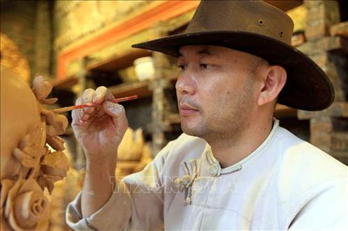 Người thổi hồn vào đất