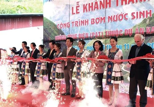 Khánh thành công trình bơm nước sinh hoạt không dùng điện trên Cao nguyên đá Đồng Văn