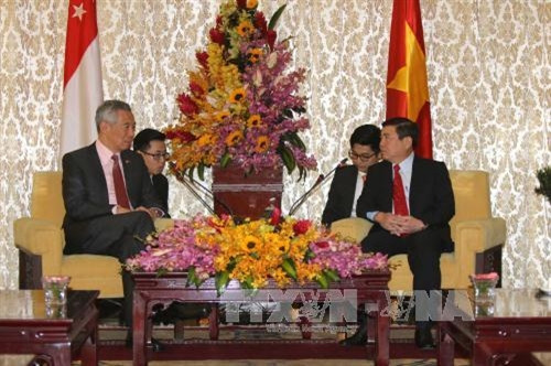 Lãnh đạo Thành phố Hồ Chí Minh hội kiến Thủ tướng Singapore Lý Hiển Long