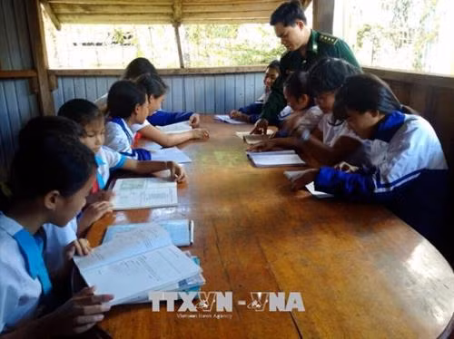 Cần tháo gỡ khó khăn trong triển khai chương trình dạy tiếng dân tộc thiểu số cho học sinh ở Gia Lai 