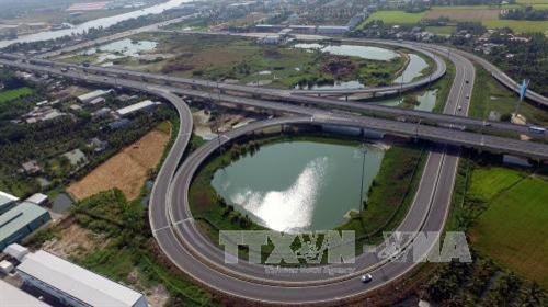 Chính phủ quyết nghị về xây dựng một số đoạn cao tốc tuyến Bắc - Nam phía Đông