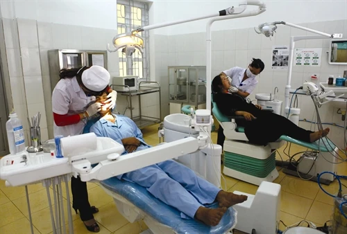 Tủa Chùa chú trọng chăm sóc sức khỏe đồng bào