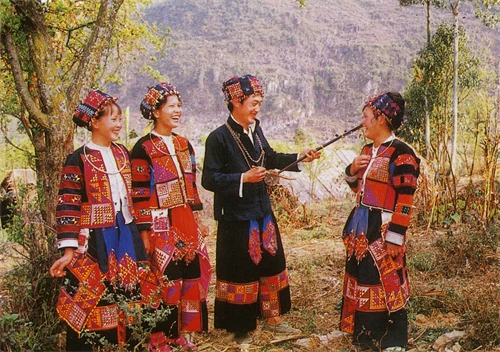 Dân tộc Lô Lô