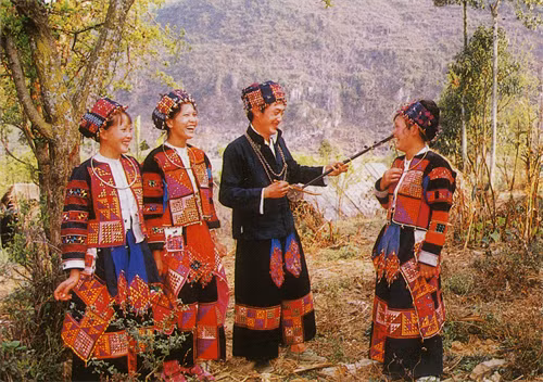 Dân tộc Lô Lô
