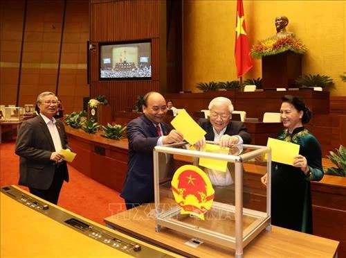 Kỳ họp thứ 6, Quốc hội khóa XIV: Quốc hội tiến hành bỏ phiếu bầu Chủ tịch nước