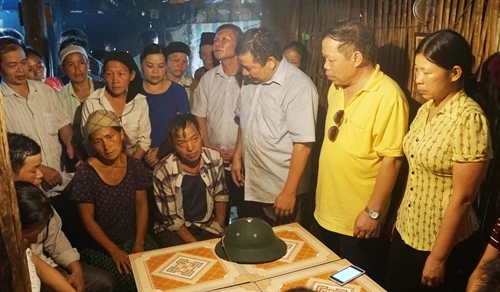 “Nước mắt” trên đỉnh núi cao Lũng Khỉnh
