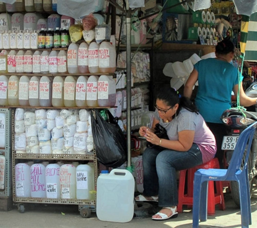 Chất phụ gia thực phẩm bán tràn lan