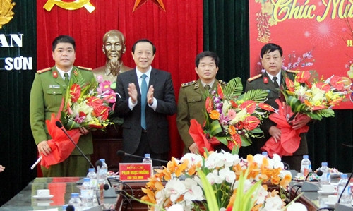Lạng Sơn: Thưởng nóng các tập thể, cá nhân phá chuyên án lớn về ma túy
