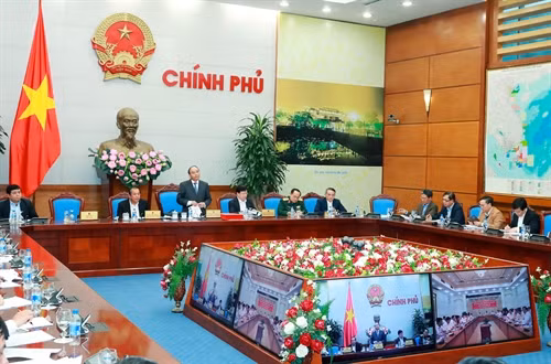 Thủ tướng Nguyễn Xuân Phúc chủ trì Phiên họp trực tuyến về giải pháp chống ùn tắc giao thông trên địa bàn Thành phố Hồ Chí Minh