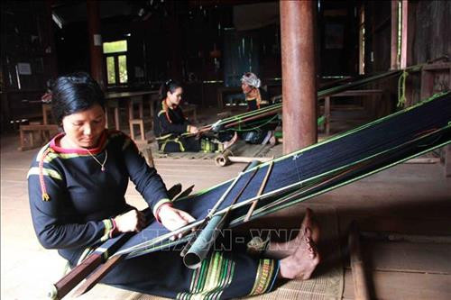 Lễ hội văn hóa thổ cẩm Việt Nam lần thứ nhất diễn ra từ ngày 28-30/12