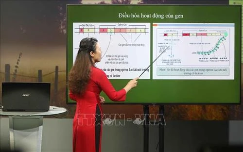 Dịch COVID-19: Nội dung bài giảng trên truyền hình cho học sinh Thủ đô dễ hiểu, đúng trọng tâm