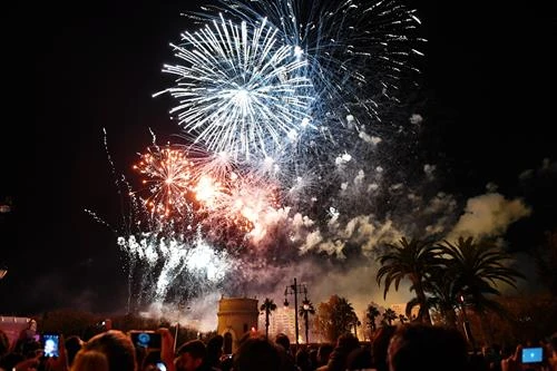 Tưng bừng lễ hội Fallas