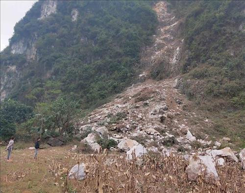 Cuộc sống người dân xã Đàm Thủy đảo lộn sau nhiều trận động đất liên tiếp
