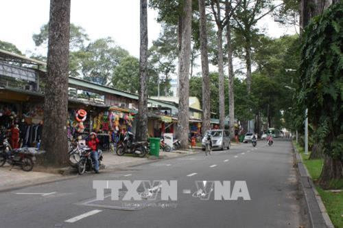 Nhiều bất cập trong thu phí đỗ xe lòng lề đường ở Thành phố Hồ Chí Minh