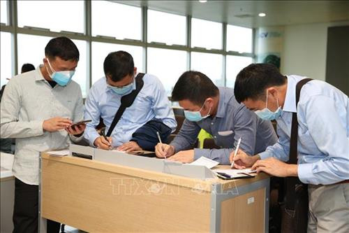 Dịch COVID-19: Người dân đồng hành cùng Chính phủ - cách đánh "giặc dịch” hiệu quả nhất