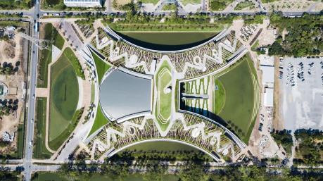 Thủ đô Bangkok mở cửa trang trại trên mái nhà lớn nhất châu Á