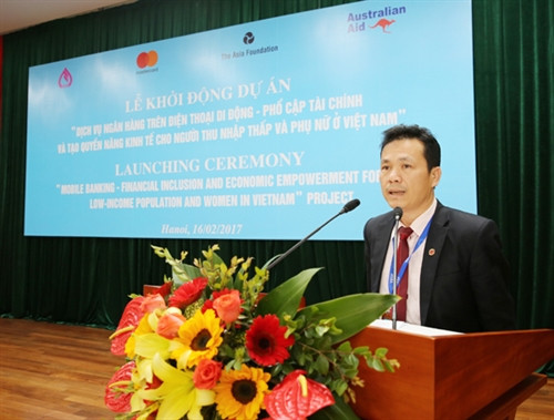 Ngân hàng Chính sách xã hội triển khai dịch vụ ngân hàng trên điện thoại di động