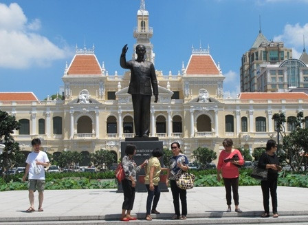 Thành phố Hồ Chí Minh khuyến khích người dân phản ánh qua nhiều kênh