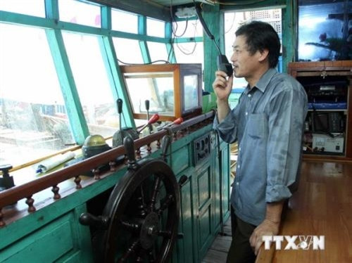 Giữ liên lạc biển khơi với đất liền