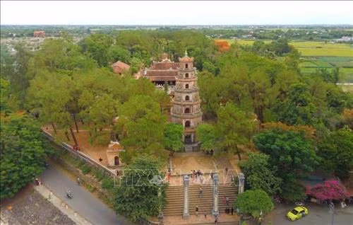 Chùa Thiên Mụ - Cổ Tự Xứ Huế
