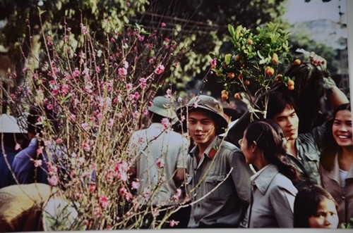 Cựu phóng viên AFP giới thiệu vẻ đẹp Việt Nam những năm 80