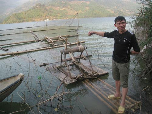 Tấm lòng thầy hiệu trưởng Hà Mạnh Quyết ở vùng cao Mai Châu