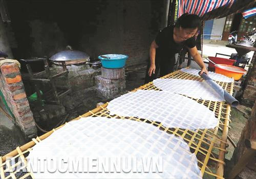 Nghề làm bánh phở truyền thống ở Phủ Thông