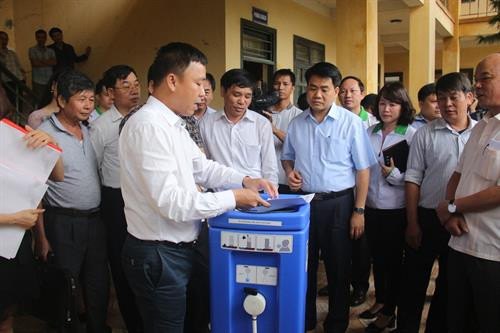 Hà Nội quan tâm tới đời sống người dân vùng ngập úng