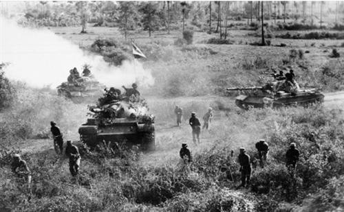 Thắng lợi của chính nghĩa và tinh thần quốc tế vô sản trong sáng, cao cả - Bài 1