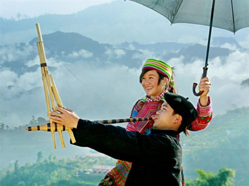 Tiếng khèn trên cao nguyên đá