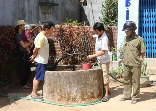 Phú Yên khẩn trương cấp nước sinh hoạt cho người dân vùng hạn nặng