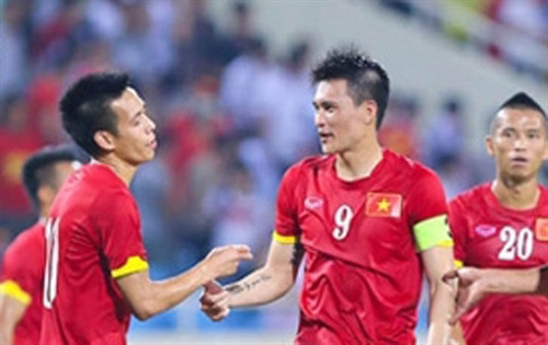 Tuyển Việt Nam thắng khó nhọc nhưng rất quan trọng
