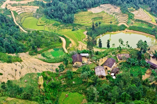 Làng văn hóa Lô Lô Chải - Điểm đến trên Cao nguyên đá Đồng Văn