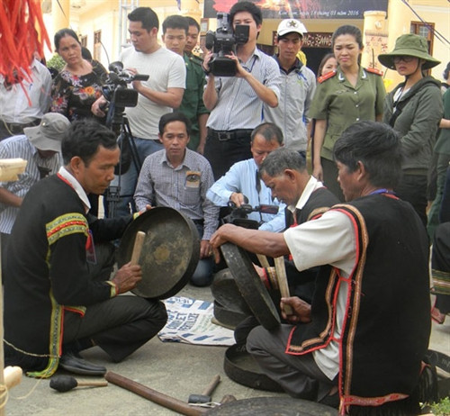 Những "Đại sứ" văn hóa Tây Nguyên